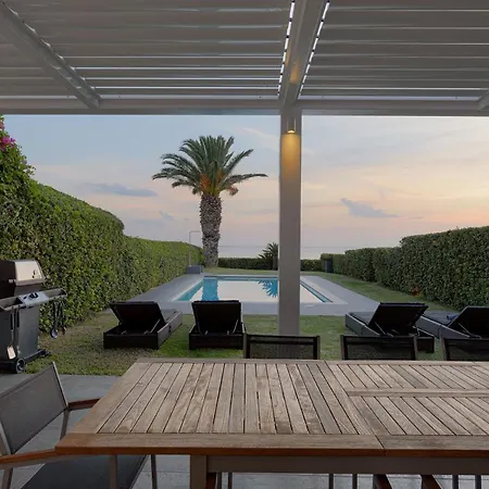 Willa Luxurious Beachfront Maira Agia Marina (Attica)